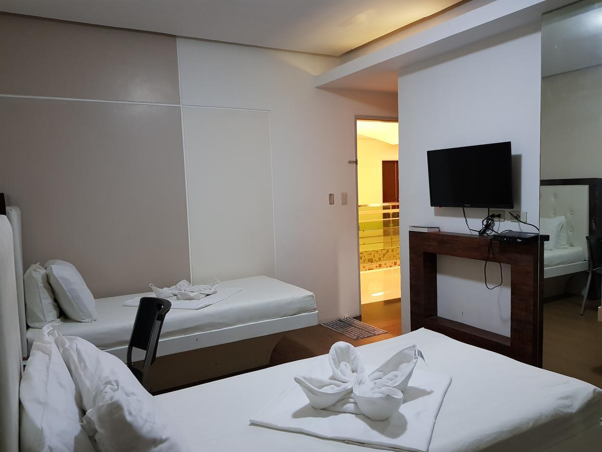 Hotel Giorgio General Santos City Ngoại thất bức ảnh
