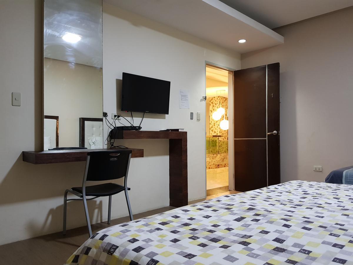 Hotel Giorgio General Santos City Ngoại thất bức ảnh